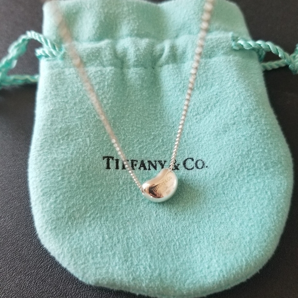 Tiffany & Co. Elsa Peretti Bean Necklace - Picture 5 of 11